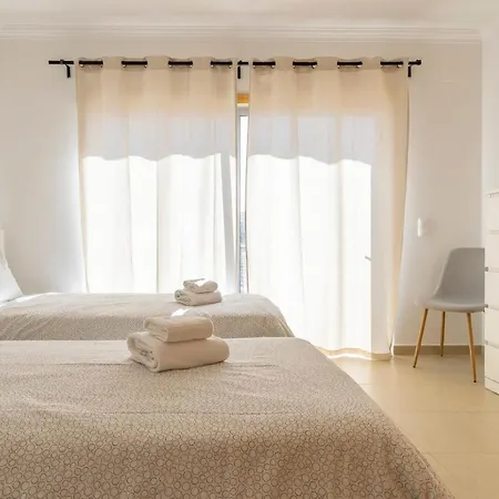 White Breeze Paradise Villa *